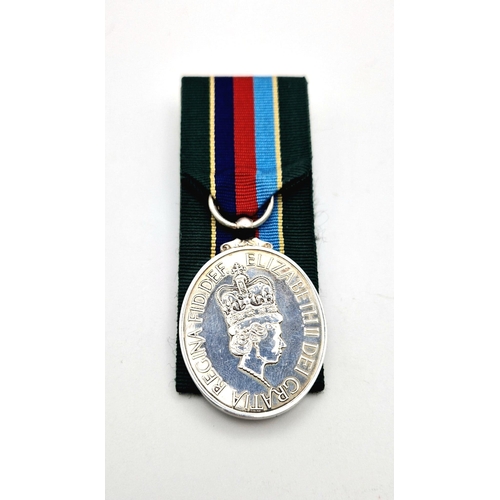 451 - Volunteer Reserves Service Medal. This is an un-named example (not a copy) of the VRSM which was int... 