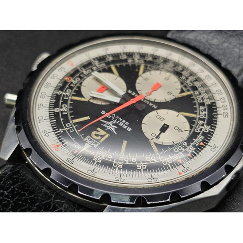 545 - A Lovely Collectable Vintage Breitling Chronograph Navitimer Gents Watch. Black leather strap. Stain... 