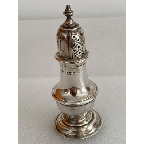 356 - Antique SILVER PEPPER POT Having clear hallmark for Horace Woodward, London, 1915. excellent conditi... 