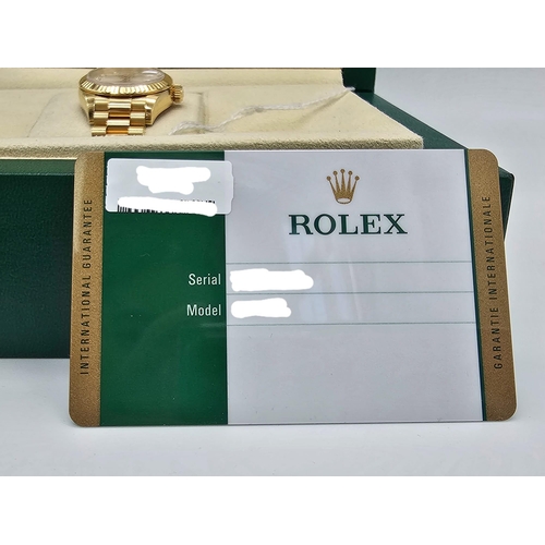 34 - A Rolex Perpetual Datejust 18K Gold and Diamonds Ladies Watch. 18k gold bracelet and case - 28mm. Si... 