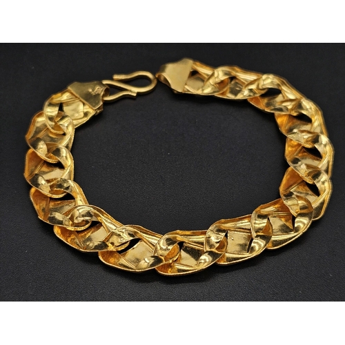 385 - A quality 22 K yellow gold fancy link chain bracelet. Length: 21 cm, weight: 18.7 g. REF: 01012280