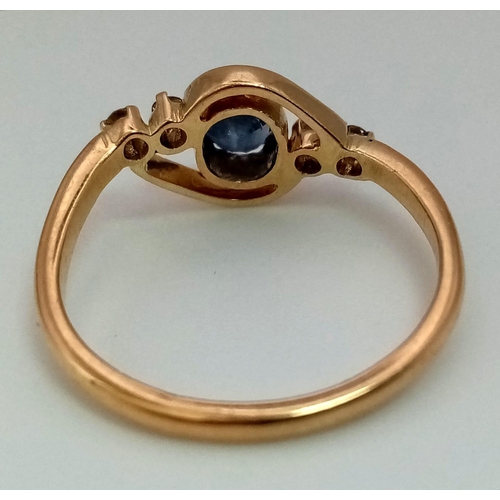 676 - 14K YELLOW GOLD DIAMOND & SAPPHIRE RING. TOTAL WEIGHT 2.2G.  SIZE K