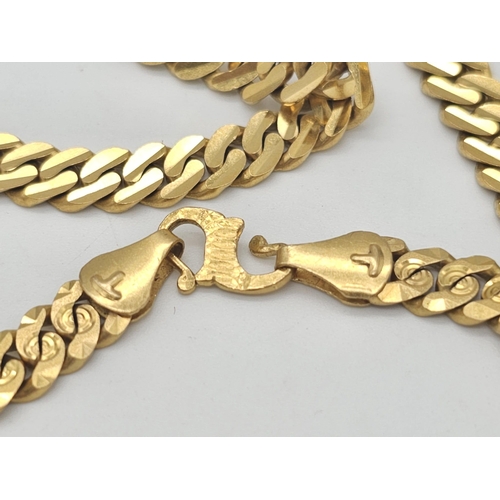 811 - A yellow gold mixed lot consisting of: 
22 K chain and six necklaces A/F
21 K bracelet and ring (siz... 