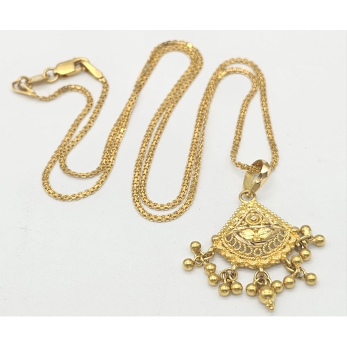 811 - A yellow gold mixed lot consisting of: 
22 K chain and six necklaces A/F
21 K bracelet and ring (siz... 