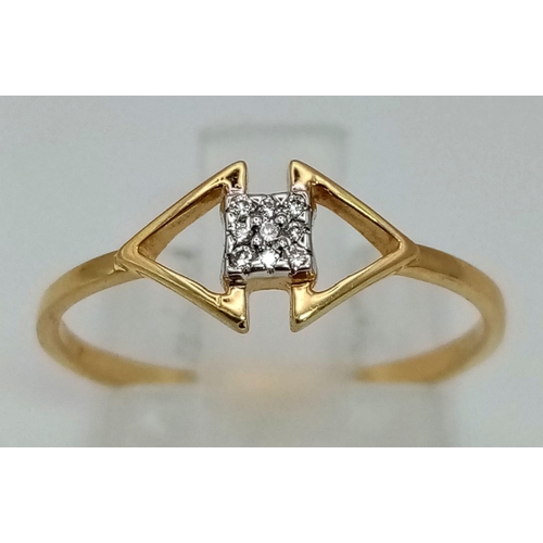 933 - 18K YELLOW GOLD DIAMOND RING. TOTAL WEIGHT 1.2G SIZE M