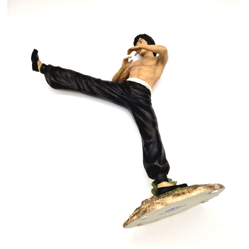 1529 - Bruce Lee Enter The Dragon Figure - From the Leonardo Collection. 35cm tall. The art of fighting wit... 