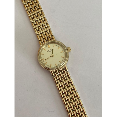 558 - Ladies ROTARY Quartz Wristwatch LB77971 . Having a beautiful articulated gold tone bracelet. Full wo... 