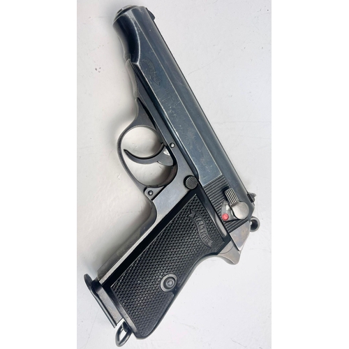 1244 - A Walther PP 32ACP Semi Automatic with drop out magazine. comes with Deactivation Certificate.