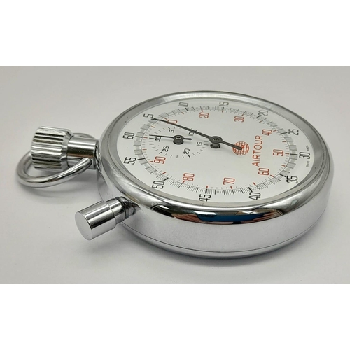 1202 - A Vintage Breitling Airtour Stopwatch. In good condition and working order. 5cm diameter.