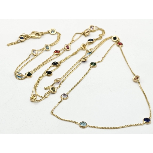 691 - A mixed lot consisting of:
18 k yellow gold Two necklaces, one chain necklace with pendant and two p... 