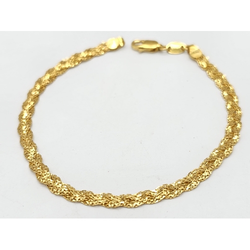 790 - A yellow gold mixed lot consisting of: 
21 K bracelet, necklace, chain and bangle A/F
20 K necklace ... 