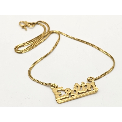 797 - A yellow gold mixed lot consisting of: 
24 K gold bar (weight: 2.5 g)
22 K Chain with pendant
18 K  ... 