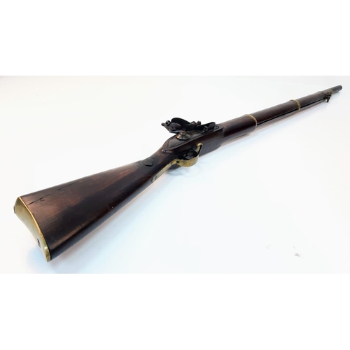 1137 - India pattern Brown Bess musket. Short barrel, no bayonet or ramrod. VEIC (United East India Company... 