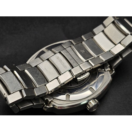 17 - JEAN RICHARD TERRASCOPE STAINLESS STEEL BRACLET WATCH AUTOMATIC LIKE NEW WITH ORIGINAL BOX AND GUARE... 