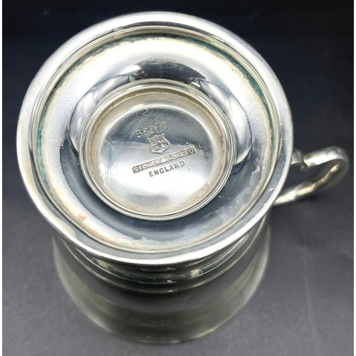 1452 - A VINTAGE SILVER PLATE TANKARD DATED AUGUST 1953 , VERY GOOD CONDITION.  9cms TALL