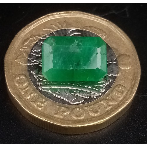 372 - A 3.8ct Octagonal Step Cut, Zambian, Emerald Gemstone. Complete with GFCO Certificate.