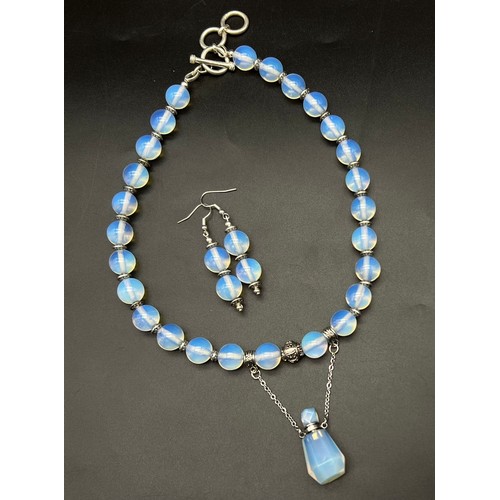 189 - An unusual opalite necklace with a miniature pendant perfume bottle and a matching pair of earrings ... 