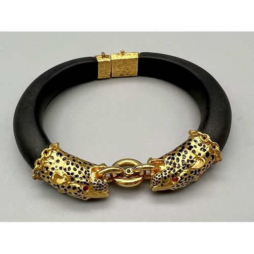 133 - A very glamorous, vintage, Panther bracelet. Produced by The Franklin Mint in Early 80s, in limited ... 