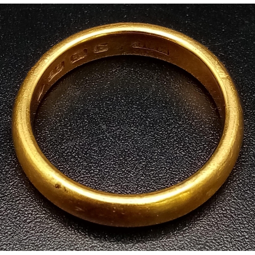 58 - A Vintage 22K Yellow Gold Band Ring. Size L. 6.37g