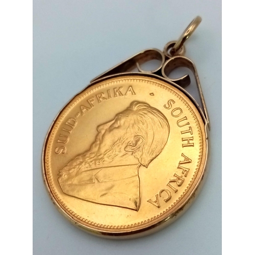 87 - A 1981 22k Gold Krugerrand 1oz Coin in a 9K Gold Pendant Casing. Total weight - 37.56g. 33.9g of 22k... 