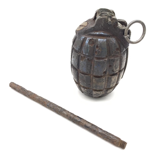 120 - INERT WW1 British N° 23 Rifle Grenade with Inner and Rod Base Dated 1916. H and T Vaughan Staffordsh... 