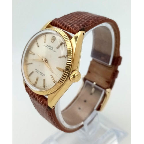 171 - A VINTAGE ROLEX OYSTER PERPETUAL CHRONOMETER, IN 18K GOLD WITH LEATHER STRAP, AUTOMATIC MOVEMENT.  3... 