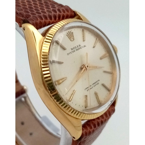 171 - A VINTAGE ROLEX OYSTER PERPETUAL CHRONOMETER, IN 18K GOLD WITH LEATHER STRAP, AUTOMATIC MOVEMENT.  3... 