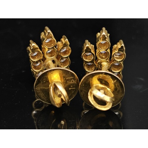 51 - An 18 K yellow gold set of stud earrings with diamonds (1 .0 carats). Total weight: 6.9 g. 
NB: Matc... 