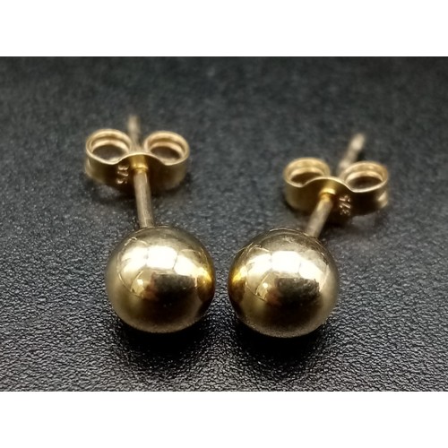 755 - 9K YELLOW GOLD BALL STUDS 0.4G NEW & UNWORN