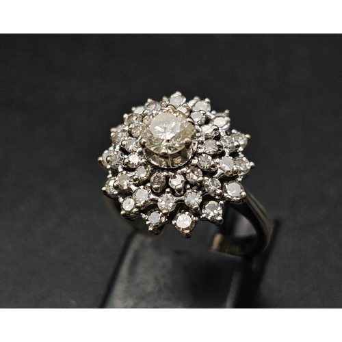 160 - An 18 K white gold ring with a cluster of diamonds (2.50 carats appr). Ring size: K, weight: 6.3 g. ... 