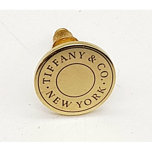 295 - An 18K Yellow Gold Tiffany and Co. Tie Pin. 2.55g