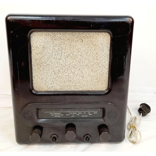 123 - WW2 German Volksempfänger 301 DYN (People’s Receiver). Affordable radio sets with present stations
w... 