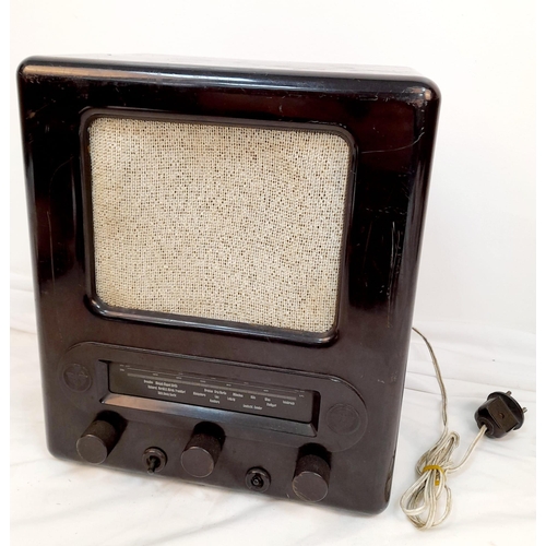 123 - WW2 German Volksempfänger 301 DYN (People’s Receiver). Affordable radio sets with present stations
w... 