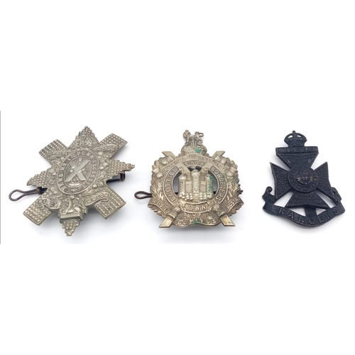 1378 - Three Original Military Badges: A Kings Own Scottish Borderers Officer, 12th London Battalion and a ... 