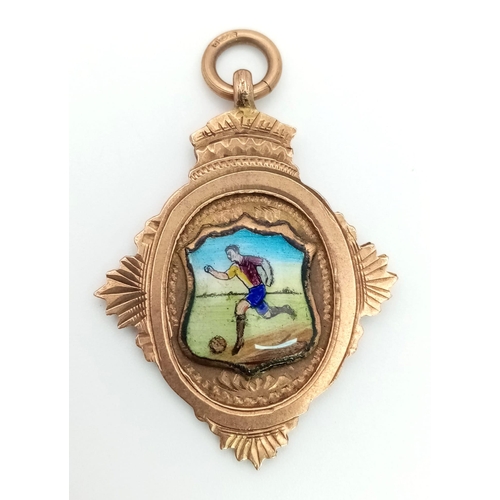 291 - 9k yellow gold football medal pendant, 6.6g (W:2.8cm/H:3.5cm)