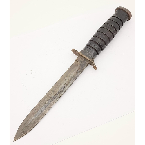 292 - WW2 US 1943 M3 Fighting Knife with M8A1 Scabbard. These were issued to Paratroopers and other specia... 