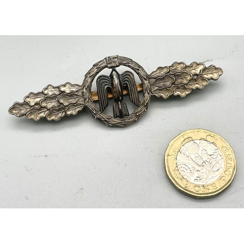 75 - 3rd Reich Luftwaffe Front Flying Clasp. No – maker.