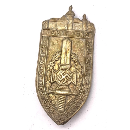 837 - 3rd Reich Veterans Day Tinnie Badge. Dated 1933.