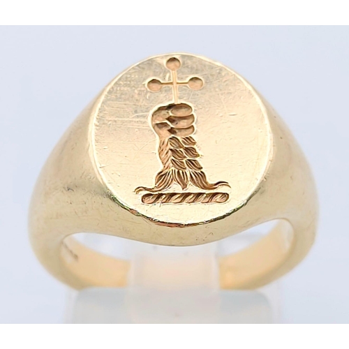 110 - 9K YELLOW GOLD SEAL ENGRAVED SIGNET RING. 10.3G SIZE L