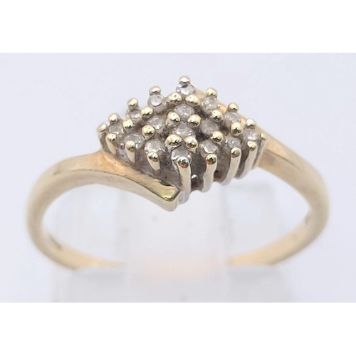 833 - 9K YELLOW GOLD DIAMOND CLUSTER RING. TOTAL WEIGHT  1.9G. SIZE N