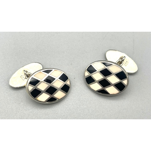 753 - A Vintage Pair of ‘Brooklands Style’ Chequered Flag Sterling Silver Cufflinks in Original Vintage Bo... 