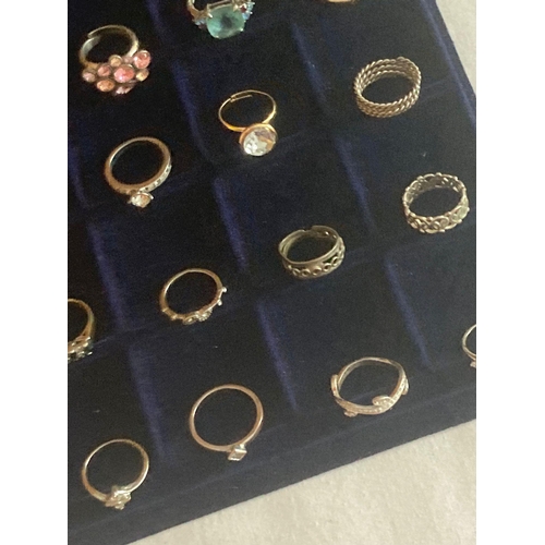 314 - Large selection of  DRESS RINGS to include many jewelled statement pieces. Please see all pictures.