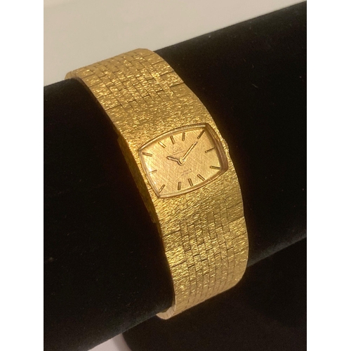 693 - Ladies Vintage 1960/70’s LIMIT BRACELET WATCH in Gold Tone. 17 Jewels incabloc. Manual winding in fu... 