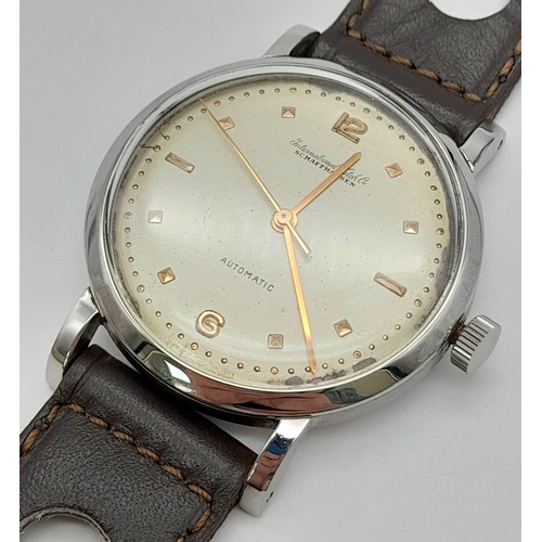 288 - A stainless steel International Watch Company watch. Case 34 mm, cream coloured dial with gold tone ... 