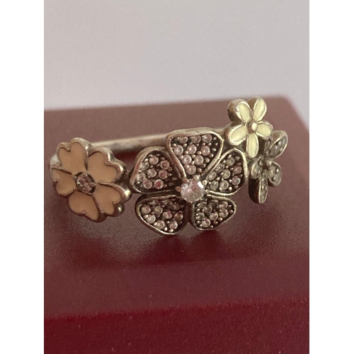 714 - Genuine PANDORA SILVER RING in the signature mixed Daisy design. Dainty ring size K 1/2 . Full Silve... 