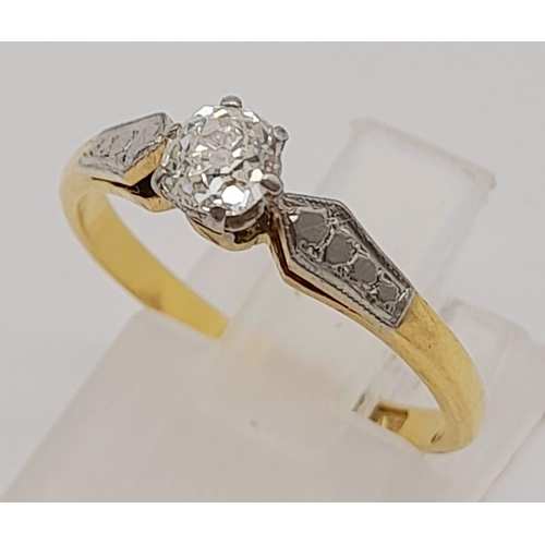 1016 - An Antique 18K Yellow Gold, Platinum and Old-Cut Diamond Ring. 0.4ct (approx). Size M. 2.36g total w... 