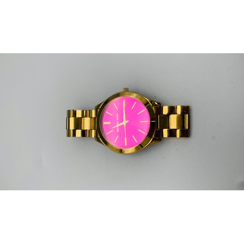 678 - MICHAEL KORS BRACELET WATCH MODEL MK 3264. FULL WORKING ORDER, EXCELLENT CONDITION. 42MM