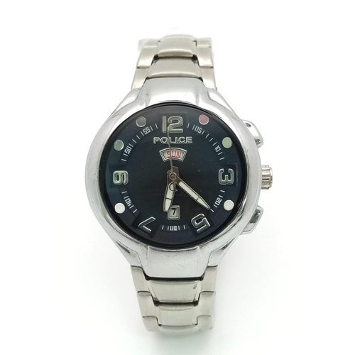 726 - POLICE STEEL BRACELET WATCH B109  FULL WORKING ORDER AF 40MM