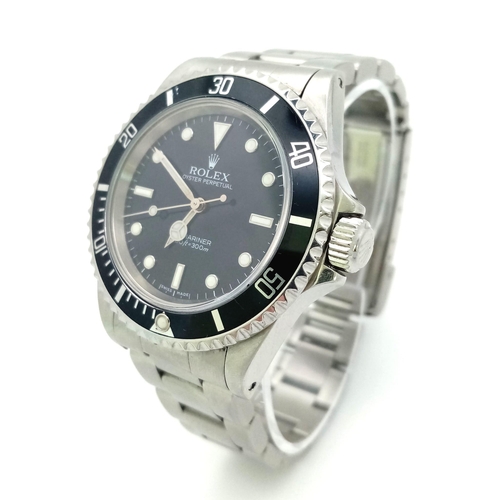 73 - A stainless steel ROLEX OYSTER PERPETUAL SUBMARINER 1000ft/300m diver's watch.  Case 40 mm, black ca... 