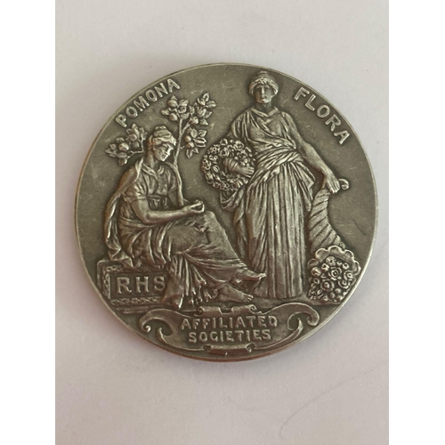 784 - Large vintage SILVER MEDAL Awarded by the Royal Horticultural Society .Early to mid 20th century,exc... 